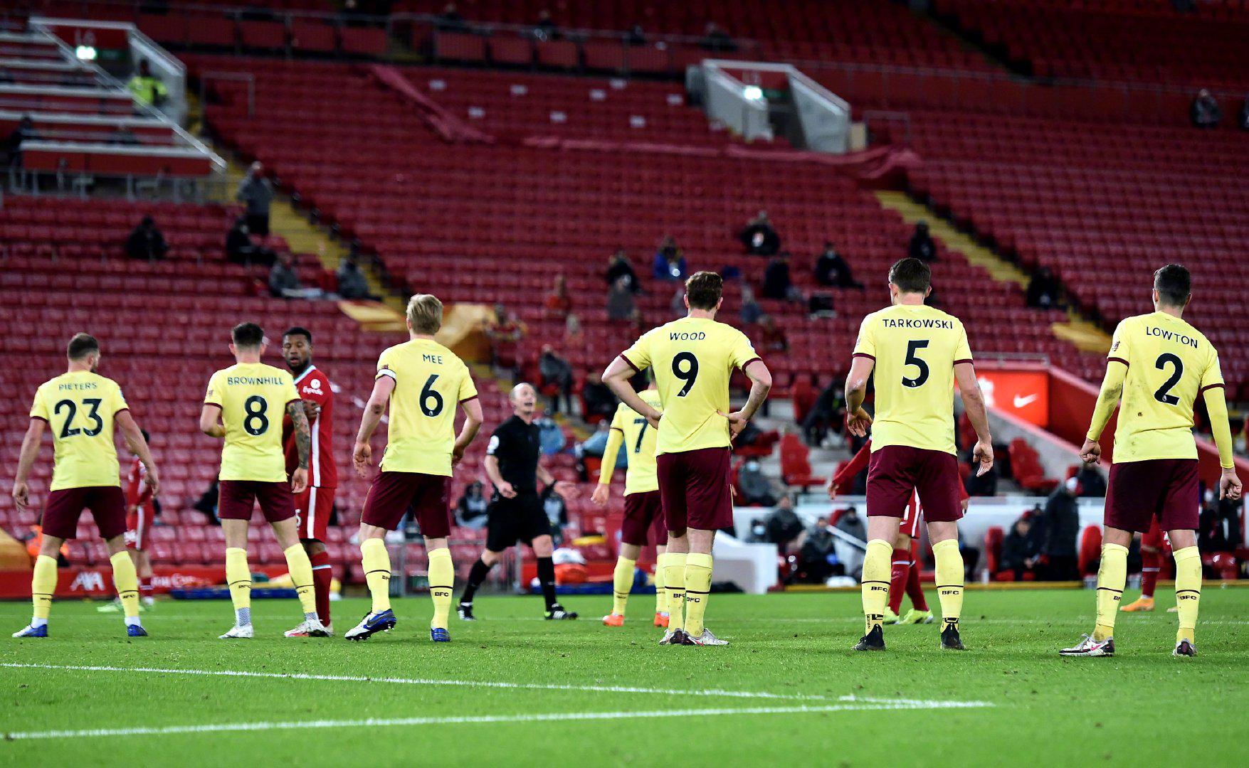 尤其是在防 尤其是在防